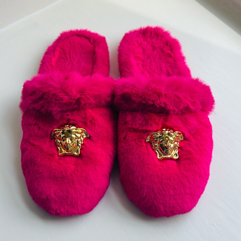 Versace Pink Faux Fur Slippers in NEW CONDITION!!